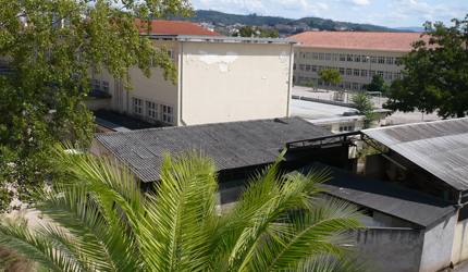 ESCOLA SECUNDÁRIA AVELAR BROTERO