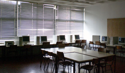 ESCOLA SECUNDÁRIA EÇA DE QUEIRÓS