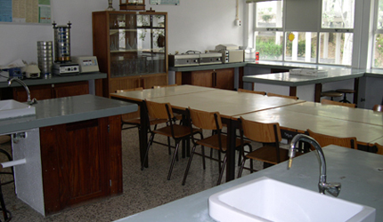 ESCOLA SECUNDÁRIA MOUZINHO DA SILVEIRA