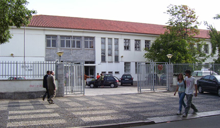 ESCOLA SECUNDÁRIA D. MANUEL I