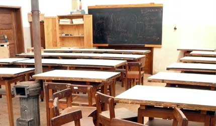 ESCOLA SECUNDÁRIA TOMAZ PELAYO