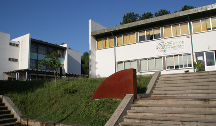 ESCOLA BÁSICA E SECUNDÁRIA OLIVEIRA JÚNIOR