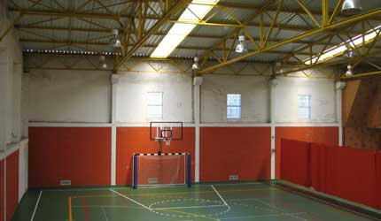 ESCOLA BÁSICA E SECUNDÁRIA FERREIRA DE CASTRO