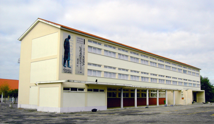 ESCOLA SECUNDÁRIA DR. JOAQUIM DE CARVALHO