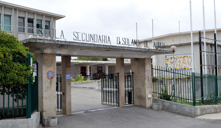 ESCOLA SECUNDÁRIA DR. SOLANO DE ABREU