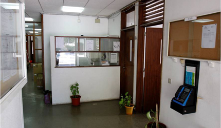 ESCOLA  BÁSICA E SECUNDÁRIA PROFESSOR RUY LUÍS GOMES