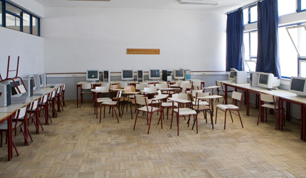 ESCOLA SECUNDÁRIA RAINHA DONA LEONOR