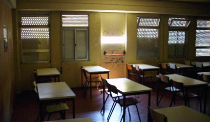 ESCOLA BÁSICA E SECUNDÁRIA PROFESSOR REYNALDO DOS SANTOS