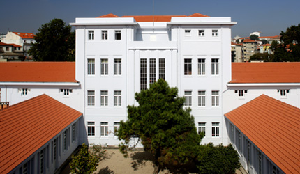 ESCOLA BÁSICA E SECUNDÁRIA RODRIGUES DE FREITAS / CONSERVATÓRIO DO PORTO