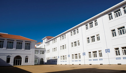 ESCOLA BÁSICA E SECUNDÁRIA RODRIGUES DE FREITAS / CONSERVATÓRIO DO PORTO
