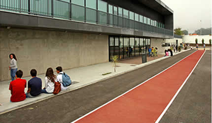 ESCOLA SECUNDÁRIA DR. MANUEL GOMES DE ALMEIDA