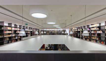 ESCOLA SECUNDÁRIA SÁ DE MIRANDA