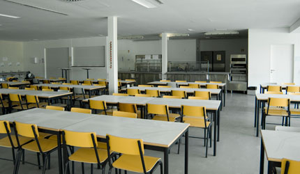 ESCOLA BÁSICA E SECUNDÁRIA GIL VICENTE