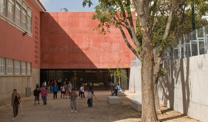 ESCOLA BÁSICA E SECUNDÁRIA JOSEFA DE ÓBIDOS