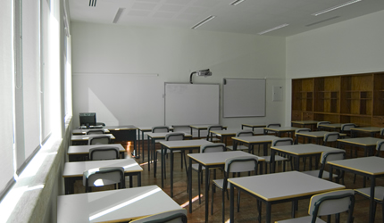 ESCOLA BÁSICA E SECUNDÁRIA D. FILIPA DE LENCASTRE