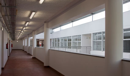 ESCOLA SECUNDÁRIA EÇA DE QUEIRÓS