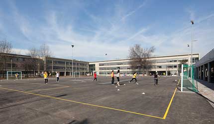 ESCOLA SECUNDÁRIA ALCAIDES DE FARIA