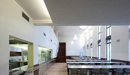 ESCOLA SECUNDÁRIA ALCAIDES DE FARIA