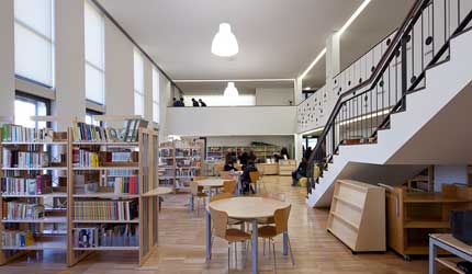 ESCOLA SECUNDÁRIA ALCAIDES DE FARIA