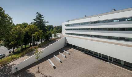 ESCOLA SECUNDÁRIA FRANCISCO DE HOLANDA