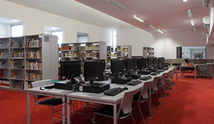 ESCOLA BÁSICA E SECUNDÁRIA FERREIRA DE CASTRO