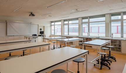 ESCOLA SECUNDÁRIA DR. JOÃO DE ARAÚJO CORREIA