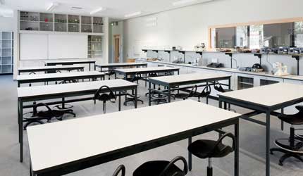 ESCOLA SECUNDÁRIA DE MONTEMOR-O-VELHO