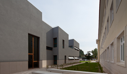 ESCOLA SECUNDÁRIA DOMINGOS SEQUEIRA