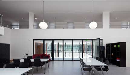 ESCOLA SECUNDÁRIA ANTÓNIO DAMÁSIO  (ES PROF. HERCULANO CARVALHO)