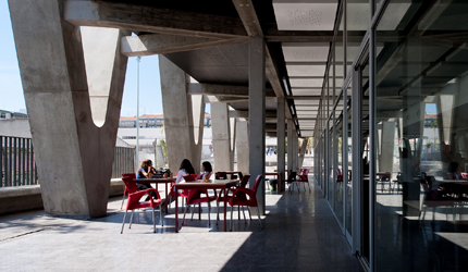 ESCOLA SECUNDÁRIA EMÍDIO NAVARRO, ALMADA