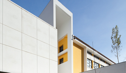 ESCOLA SECUNDÁRIA RAINHA DONA LEONOR