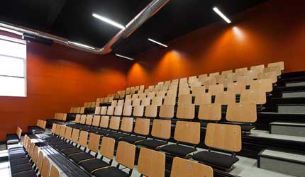 ESCOLA BÁSICA E SECUNDÁRIA PROFESSOR REYNALDO DOS SANTOS