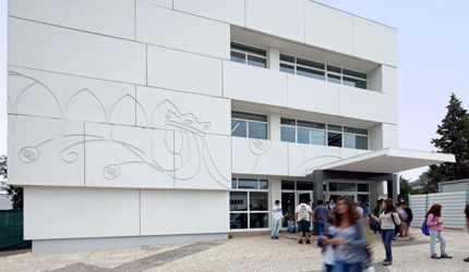 ESCOLA SECUNDÁRIA RAINHA SANTA ISABEL