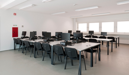 ESCOLA SECUNDÁRIA PÚBLIA HORTÊNSIA DE CASTRO