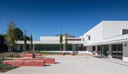 ESCOLA SECUNDÁRIA DE VILA COVA DA LIXA