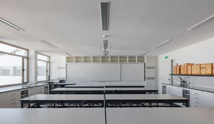 ESCOLA SECUNDÁRIA DE VILA COVA DA LIXA