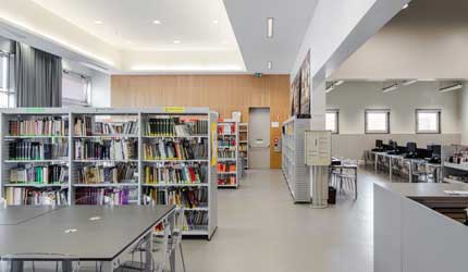 ESCOLA BÁSICA E SECUNDÁRIA DE CANELAS