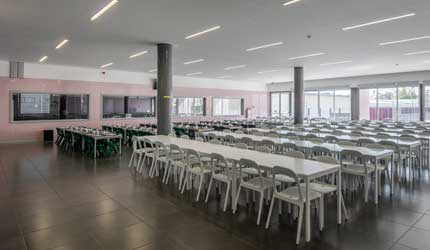 ESCOLA BÁSICA E SECUNDÁRIA DE CANELAS