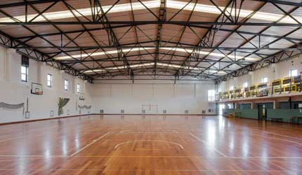 ESCOLA BÁSICA E SECUNDÁRIA DE CANELAS