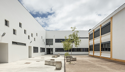 ESCOLA BÁSICA E SECUNDÁRIA DR. PASCOAL JOSÉ DE MELLO