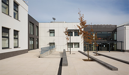 ESCOLA SECUNDÁRIA DE MEM MARTINS