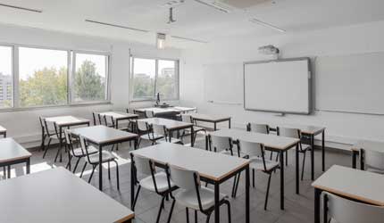 ESCOLA BÁSICA E SECUNDÁRIA D. MARTINHO VAZ DE CASTELO BRANCO